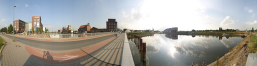 Duisburg, Holzhafen Spundwand 'Five Boats'